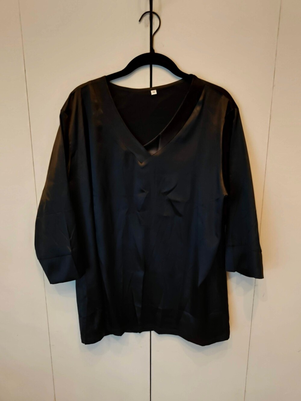 Black Satin V-Neck Blouse XL 3/4 Sleeve Smooth Finish